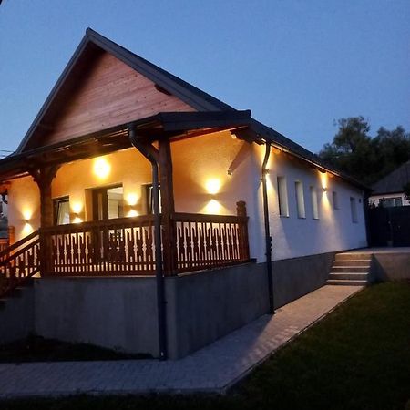 Casa Edy Villa Viseu de Sus Ngoại thất bức ảnh