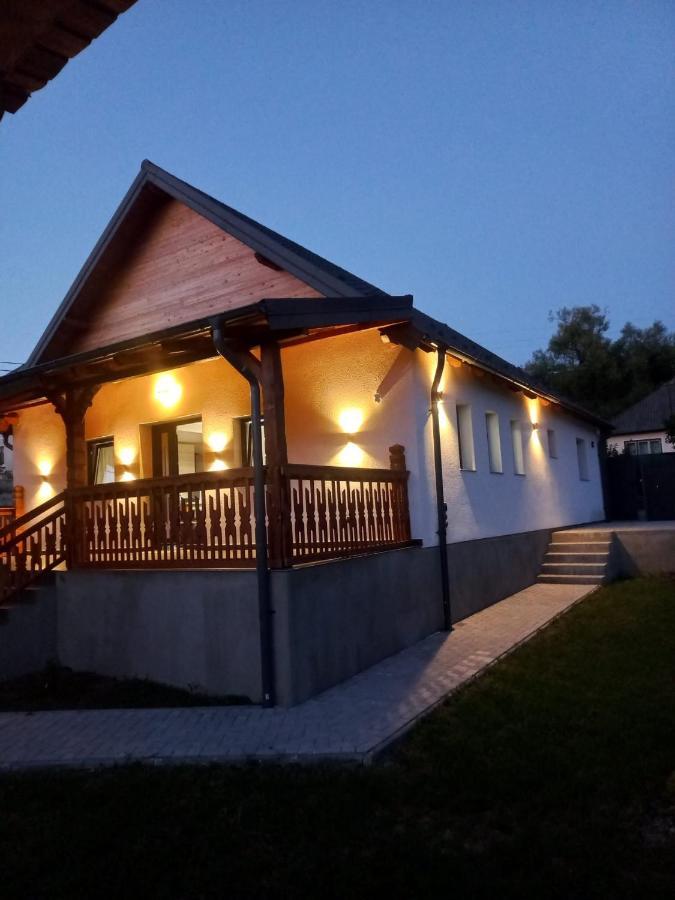 Casa Edy Villa Viseu de Sus Ngoại thất bức ảnh